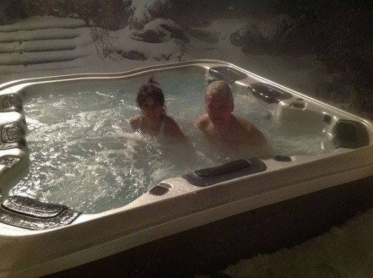 Hot Tub Use in Winter: