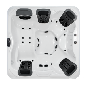 Bullfrog Spas R7L model boasts seating for 6, 4 interchangeable JetPaks of your choice, Bullfrog’s WellSpring Water Care System, and EnduraFrame Construction Photo: Bullfrog Spas
