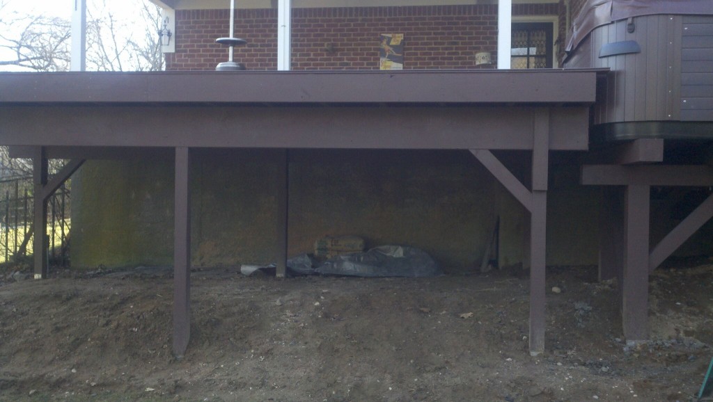 Construction of Deck with Spa Cradle: 