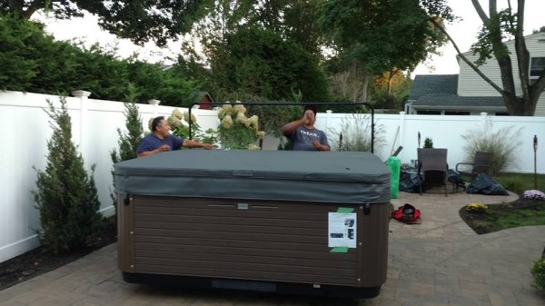 Best Hot Tubs Hot Tub Delivery (Long island/NY): Deliveries and set ups of a new Bullfrog Spa puts everyone in a fun mood!