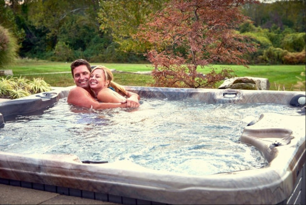 Cleaning Hot Tubs: